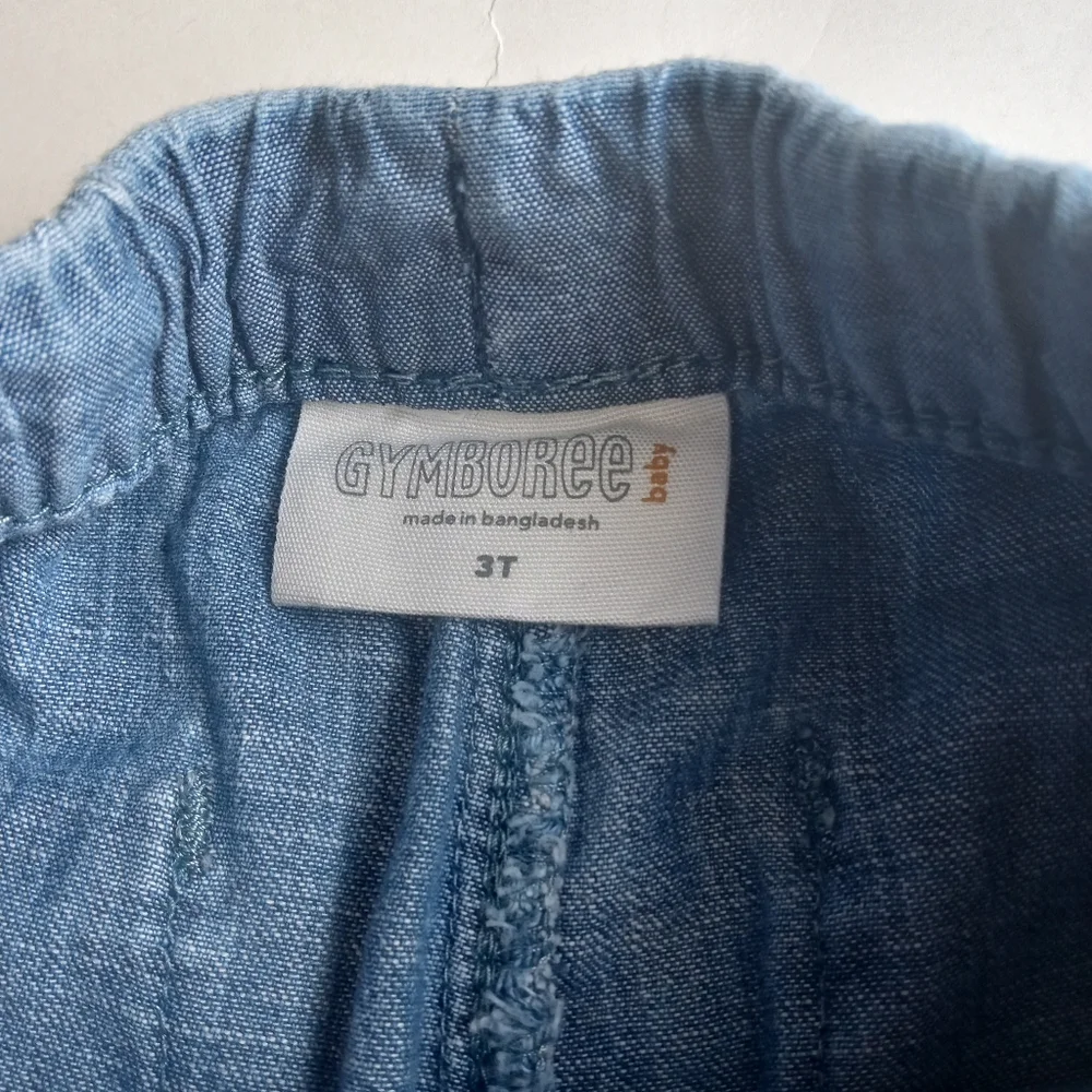 Girls denim jeans 2 pairs bundle size 3T and 4T toddler